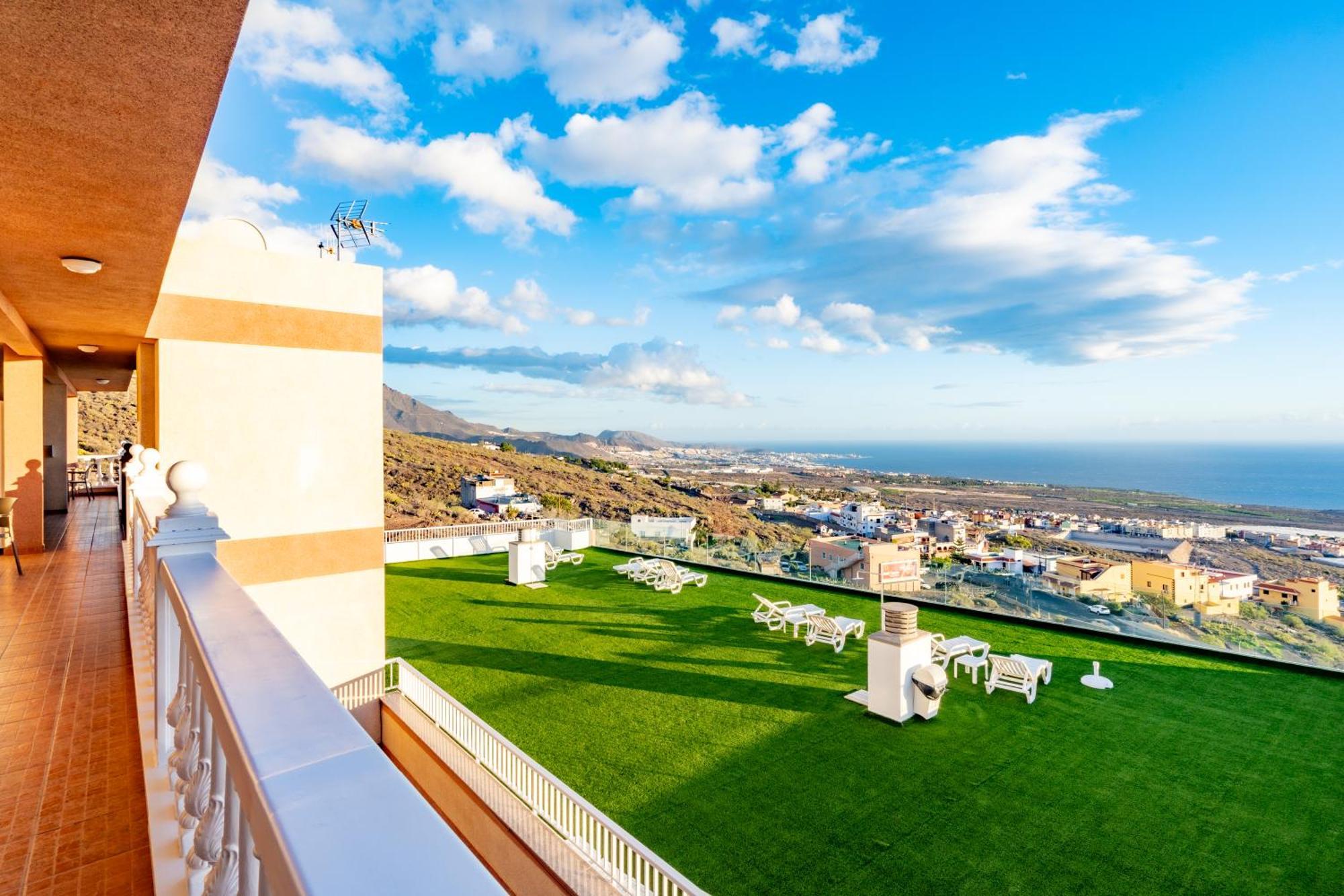 Los Menores Sea View Адехе Экстерьер фото