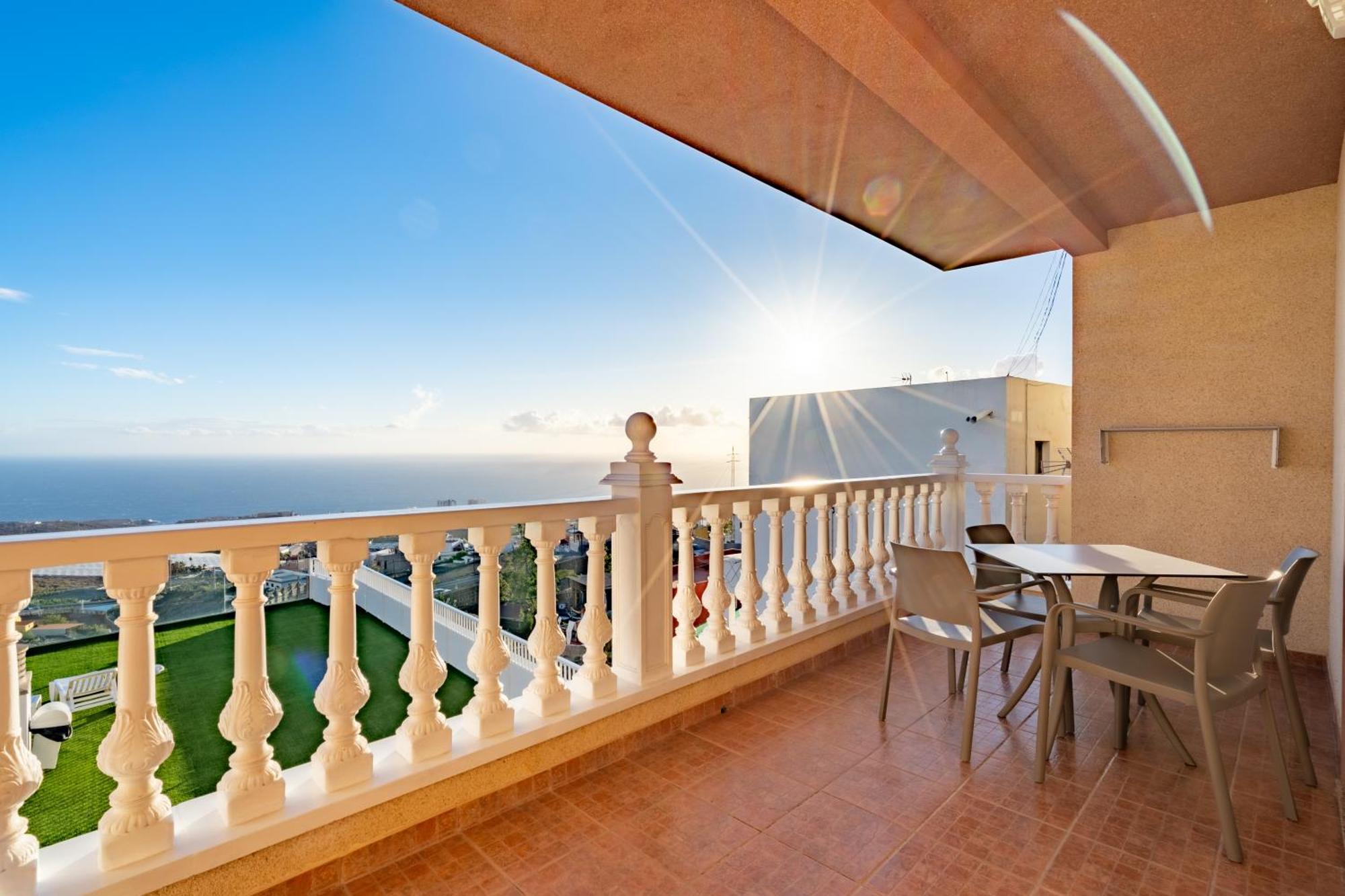 Los Menores Sea View Адехе Экстерьер фото